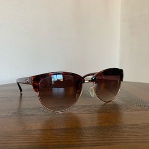Oscar De La Renta sunglasses
